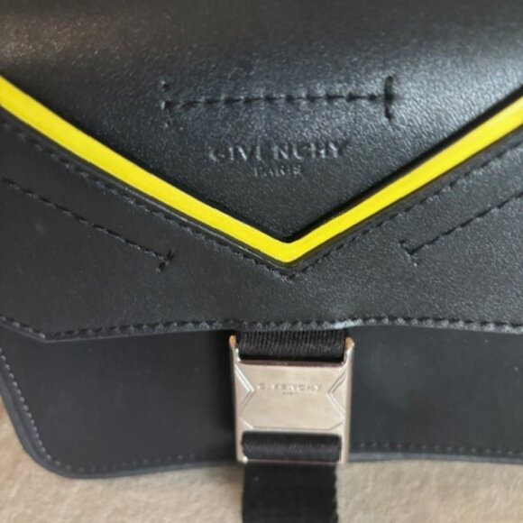 Givenchy Handbag Never Used! - Picture 3 of 10